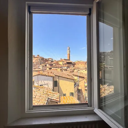 Dimora Con Vista Sulla Torre Del Mangia * Siena