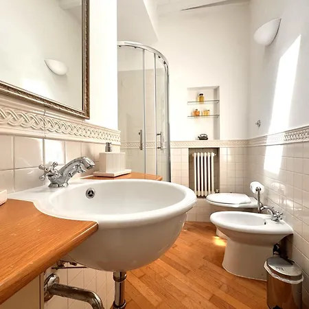 Dimora Con Vista Sulla Torre Del Mangia * Siena